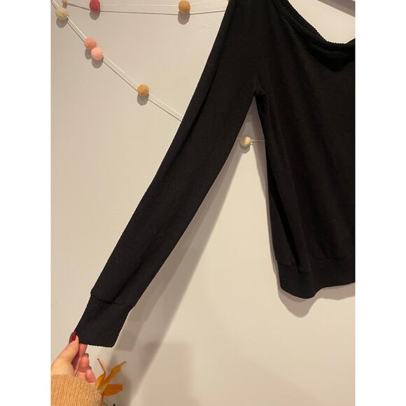 Abercrombie & Fitch Soft Half Sleeve Black Sweater - Picture 4 of 7